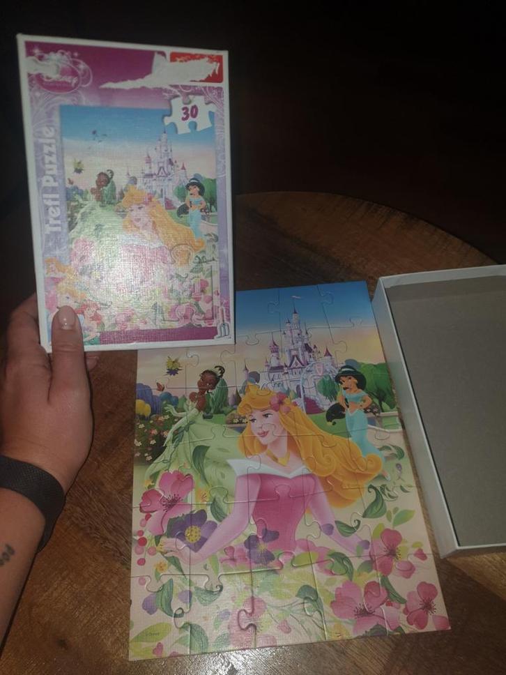 Disney Princess Puzzel 30 Stukjes Sinterklaas kado idee!, Kinderen en Baby's, Speelgoed | Kinderpuzzels, Zo goed als nieuw, 4 tot 6 jaar