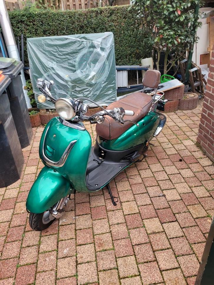 Leuke 50cc Scooter - Rijdt Goed!, Fietsen en Brommers, Scooters | Yamaha, Gebruikt, Overige modellen, Maximaal 45 km/u, Benzine
