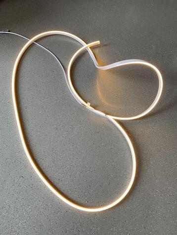 NIEUW in doos twv € 200,00 st Maretti LED lichtslang  beschikbaar voor biedingen