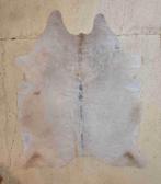 Koeienhuid koeienvacht koeienvel beige 200/160, Huis en Inrichting, Stoffering | Tapijten en Kleden, Gebruikt, Beige, Etten-Leur