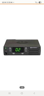 Motorola DM1400 Analoog/Digitaal met Tafelmicrofoon, Ophalen of Verzenden, Gebruikt, Zender en Ontvanger