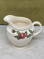 Melkkannetje Wedgwood Moss Rose (150523), Gebruikt, Overige typen, Ophalen of Verzenden, Wedgwood