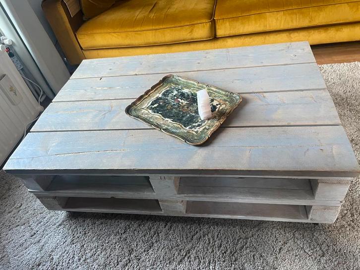 Verrijdbare stoere salontafel steigerhout pallets, Huis en Inrichting, Tafels | Salontafels, Zo goed als nieuw, Minder dan 50 cm