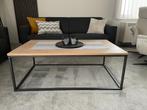 Salontafel massief eik, metalen onderstel, Huis en Inrichting, Tafels | Salontafels, Ophalen, 100 tot 150 cm, 50 tot 100 cm, Zo goed als nieuw