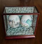 Vitrine met beschilderde eieren, Ophalen of Verzenden