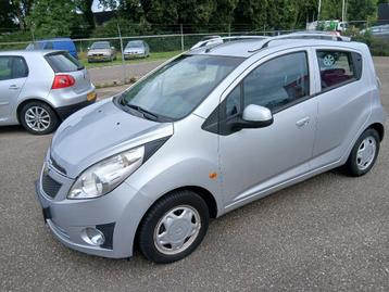 Chevrolet Spark 1.0 Bifuel 2010 Grijs beschikbaar voor biedingen