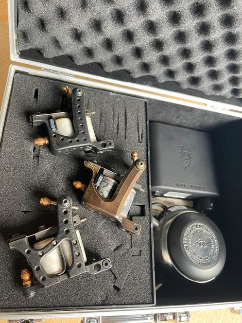 Tattoo Machine Set Sunskin + Power Supply + Foot Pedal, Hobby en Vrije tijd, Overige Hobby en Vrije tijd, Zo goed als nieuw, Ophalen