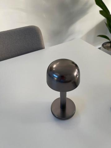 Humble Two tafellamp LED Dark grey beschikbaar voor biedingen