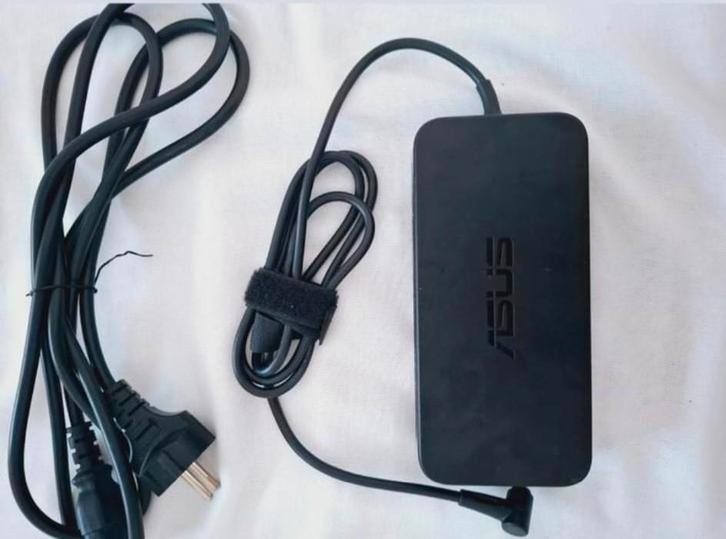 Asus ADP-230GB 230W Laptop Oplader, Computers en Software, Laptop-opladers, Zo goed als nieuw, Ophalen