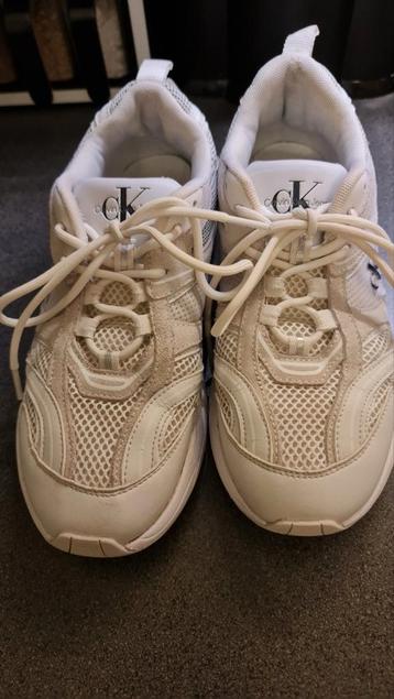 Calvin Klein Sneakers - Zo goed als nieuw! beschikbaar voor biedingen
