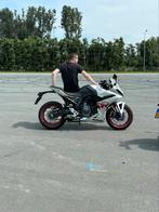 Suzuki GSX 8R 35kw 2024 of Kawasaki Ninja 500 SE, Motoren, 2 cilinders, Super Sport, Particulier, 799 cc