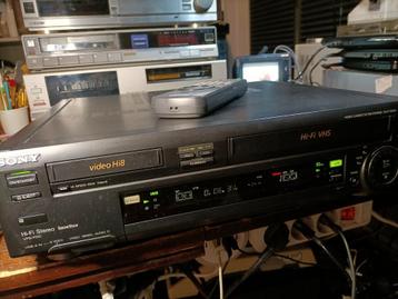 Sony SLV-T2000 Combi Videorecorder VHS Video8 Hi8 Als Nieuw! beschikbaar voor biedingen
