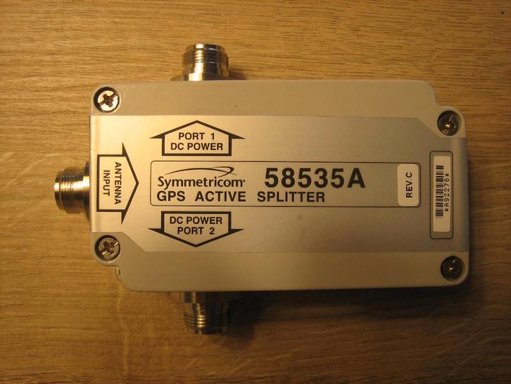 Symmetricom 58535A active GPS splitter, Telecommunicatie, Zenders en Ontvangers, Nieuw, Ontvanger, Ophalen of Verzenden