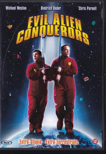 Evil alien conquerors ֎ Michael Weston, Tyler Labine beschikbaar voor biedingen