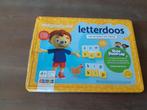 Magnetische letterdoos van pompompom, Ophalen, Gebruikt