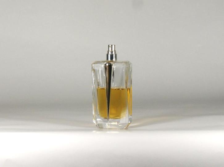 collector's item: Thierry Mugler - A Travers de Miroir, Sieraden, Tassen en Uiterlijk, Uiterlijk | Parfum, Gebruikt, Verzenden