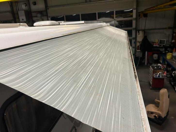 Thule Omnistor 5200, Caravans en Kamperen, Camper-accessoires, Gebruikt, Ophalen