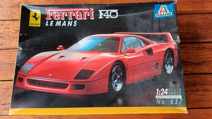 Italeri Ferrari F40 Le Mans 1:24 Bouwdoos, Hobby en Vrije tijd, Modelbouw | Auto's en Voertuigen, Zo goed als nieuw, Auto, 1:32 tot 1:50