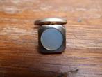 Paar goudkleurige art deco manchetknopen met parelmoer, Ophalen of Verzenden, Dames