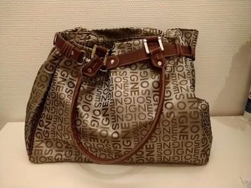 Stijlvolle Shopper Tas beschikbaar voor biedingen