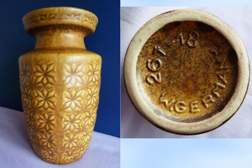 vaasje West Germany Scheurich keramiek, Huis en Inrichting, Woonaccessoires | Vazen, Zo goed als nieuw, Minder dan 50 cm, Aardewerk of Porselein