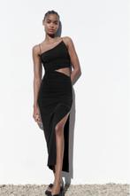 Dames Zara jurk asymmetrisch met cut out zwart maat S top, Ophalen of Verzenden, Zo goed als nieuw, Maat 36 (S), Onder de knie