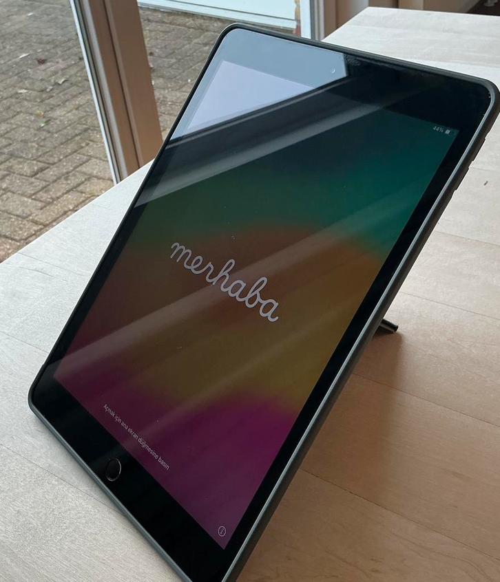 iPad 7e gen, Computers en Software, Apple iPads, Gebruikt, Wi-Fi, 10 inch, 32 GB, Grijs, Ophalen of Verzenden