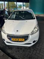 Peugeot 208 1.0 VTI 50KW/68PK 5-D 2014 Wit, Auto's, Peugeot, Voorwielaandrijving, 450 kg, 31 €/maand, Origineel Nederlands
