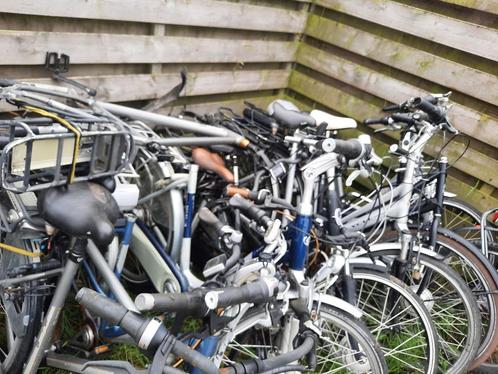 Partij 12 elektrische fietsen,opknappers,onderdelen,fiets, Fietsen en Brommers, Elektrische fietsen, Gebruikt, Overige merken