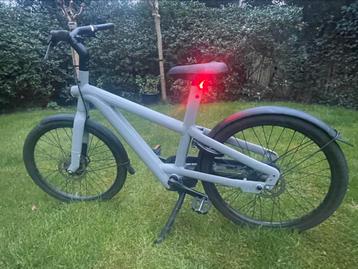Vanmoof A5 gray met verbeterde accu beschikbaar voor biedingen
