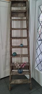 Oude ladder, trap, Ophalen, Minder dan 2 meter