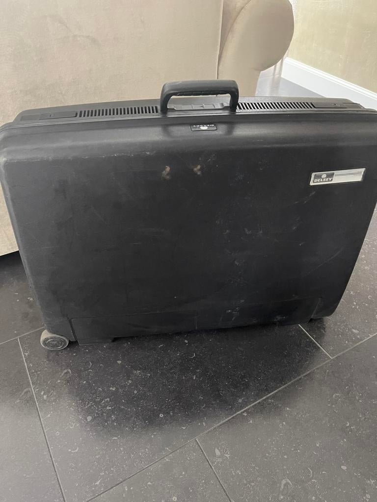 Delsey koffer, Ophalen, Zo goed als nieuw, Hard kunststof