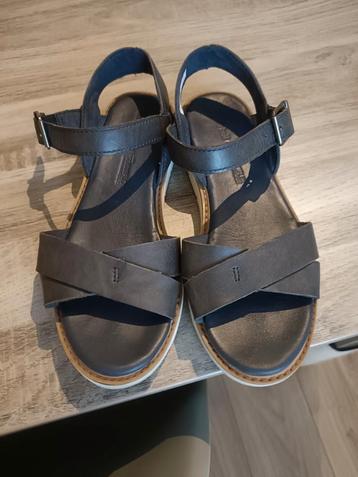 Diepblauwe echt leren Timberland sandalen beschikbaar voor biedingen