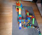 V tech toet toet toren en rijbaan inclusief 9 auto's, Ophalen of Verzenden, Gebruikt, 4 tot 6 jaar