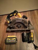 Dewalt DCS576 Cirkelzaag 54V Flexvolt, Gebruikt, Cirkelzaag, 70 mm of meer, Ophalen of Verzenden