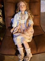 Echt een meisjes look-pop met charmante kleding, Ophalen of Verzenden, Zo goed als nieuw, Pop