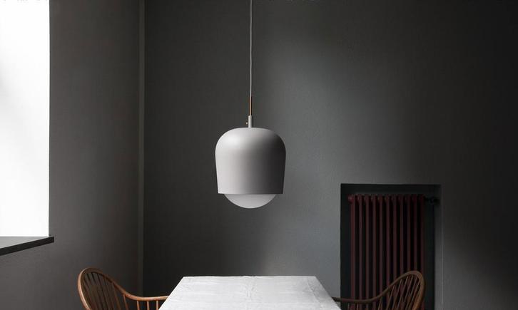 Design lamp Blind van Munk Collective, Huis en Inrichting, Lampen | Hanglampen, Nieuw, Minder dan 50 cm, Glas, Kunststof, Metaal
