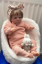 Reborn baby meisje, Verzamelen, Poppen, Ophalen of Verzenden, Zo goed als nieuw, Babypop, Levensecht of Reborn