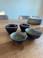 Servies Xenos (4 schaaltjes), Ophalen