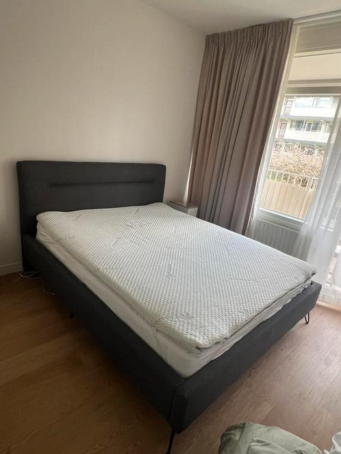 Swiss Sense Bed frame 160x200 zonder lattenbodem met matra, Huis en Inrichting, Slaapkamer | Bedden, Zo goed als nieuw, Tweepersoons