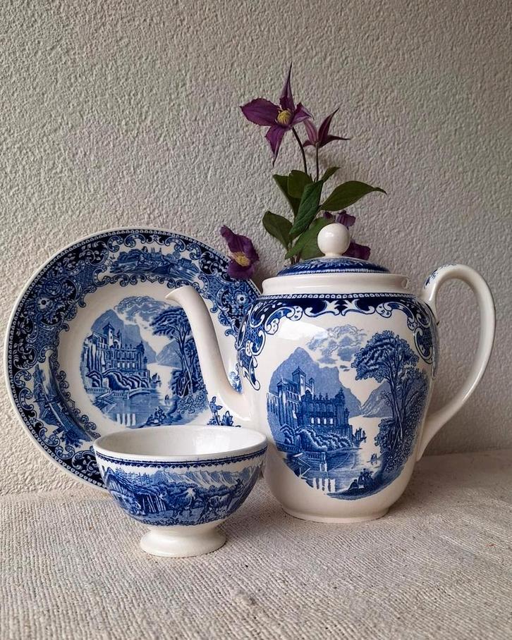 Vintage koffiepot Castillo Regout Maastricht blauw, Antiek en Kunst, Antiek | Porselein, Ophalen of Verzenden