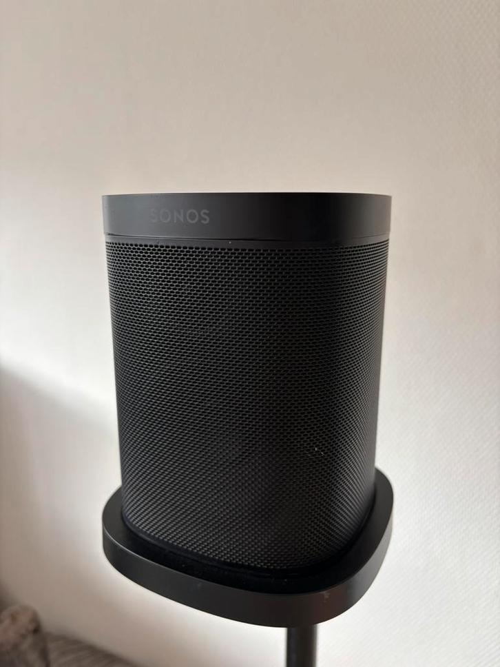 Sonos One SL Gen2 speakers set op standaard, Audio, Tv en Foto, Home Cinema-sets, Gebruikt, Overige spelers, Overige systemen