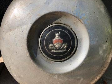 Set vintage Rover wieldoppen beschikbaar voor biedingen
