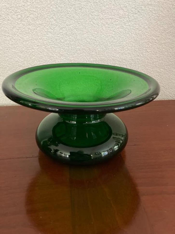 19e eeuwse Kwispedoor van groen glas, Antiek en Kunst, Antiek | Glas en Kristal, Ophalen of Verzenden