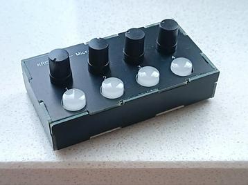 Krischer MicroQuad analog drone synth beschikbaar voor biedingen