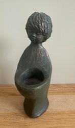 Geert Kunen beeldje: kind met waxinehouder, Antiek en Kunst, Ophalen of Verzenden