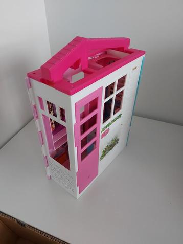 Barbie speelhuis (in/uitklapbaar) beschikbaar voor biedingen