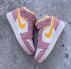 Nike Air Jordan 1 Mid ‘Arctic Pink’ 37.5 38 38.5, Nike, Nieuw, Ophalen of Verzenden, Sneakers of Gympen