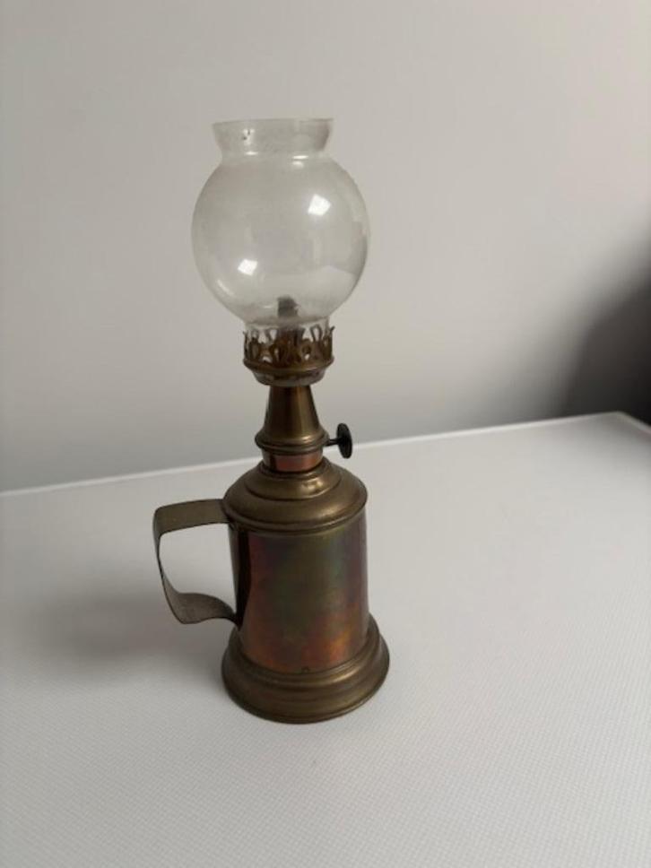 Geelkoperen antieke olielampje, Antiek en Kunst, Antiek | Koper en Brons, Koper, Ophalen
