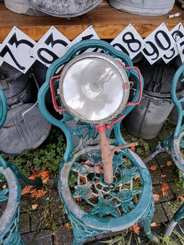 Antieke Brandweerlamp beschikbaar voor biedingen